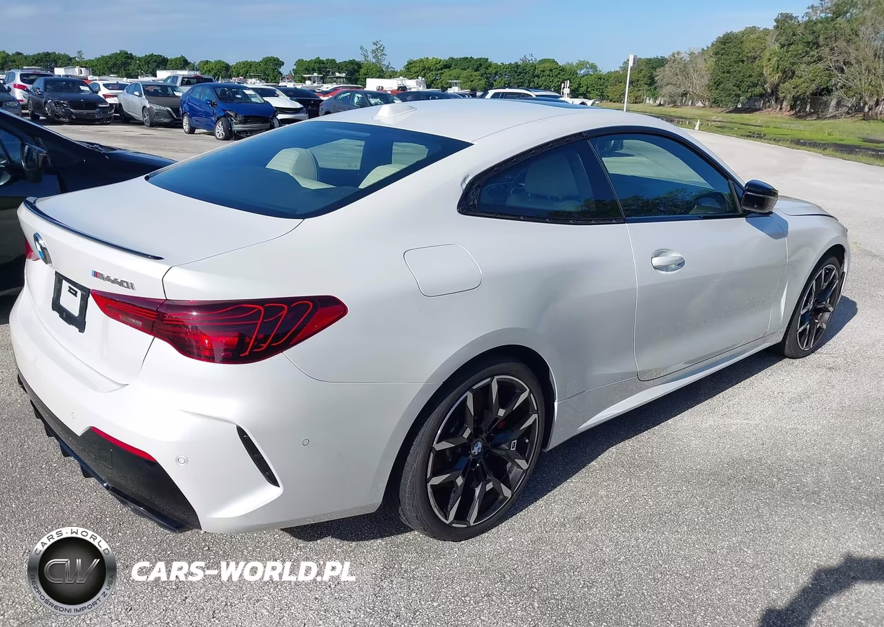 2027 BMW M440I xDrive Coupe VIN:WBA83DA03VCX79512 - 4