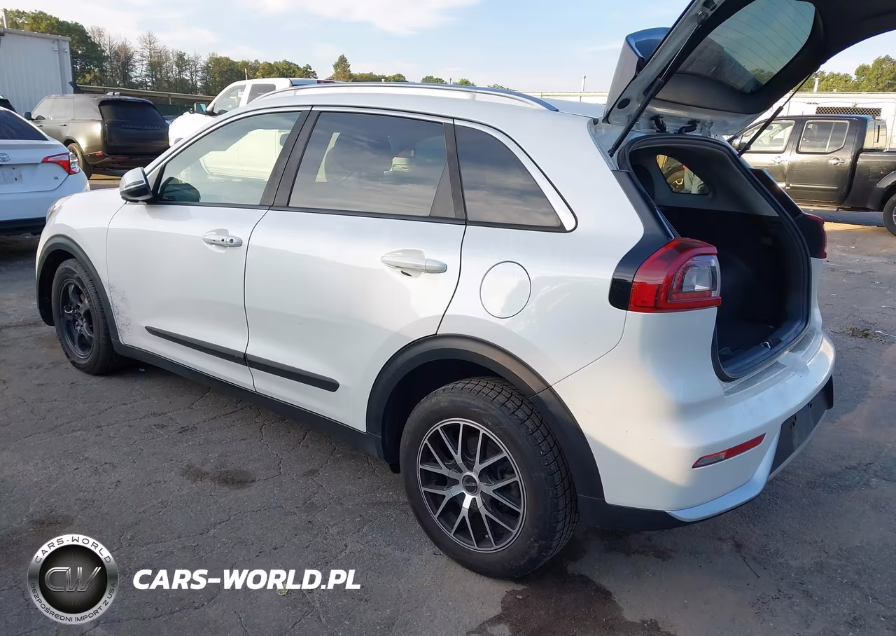 2017 Kia Niro Lx VIN:KNDCB3LC0H5047056 - 3