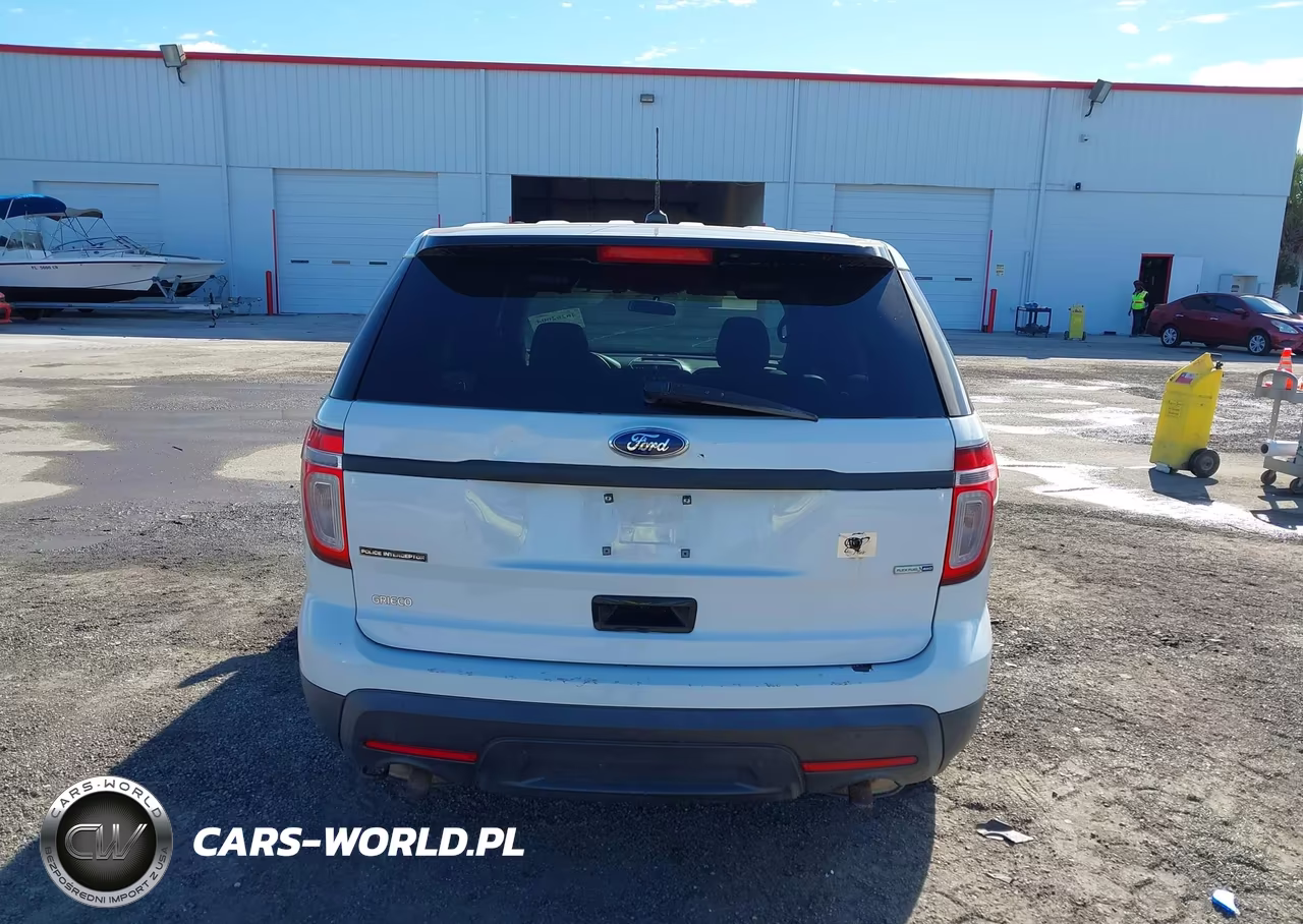 2015 Ford Utility Police Interceptor VIN:1FM5K8AR8FGA22187 - 16