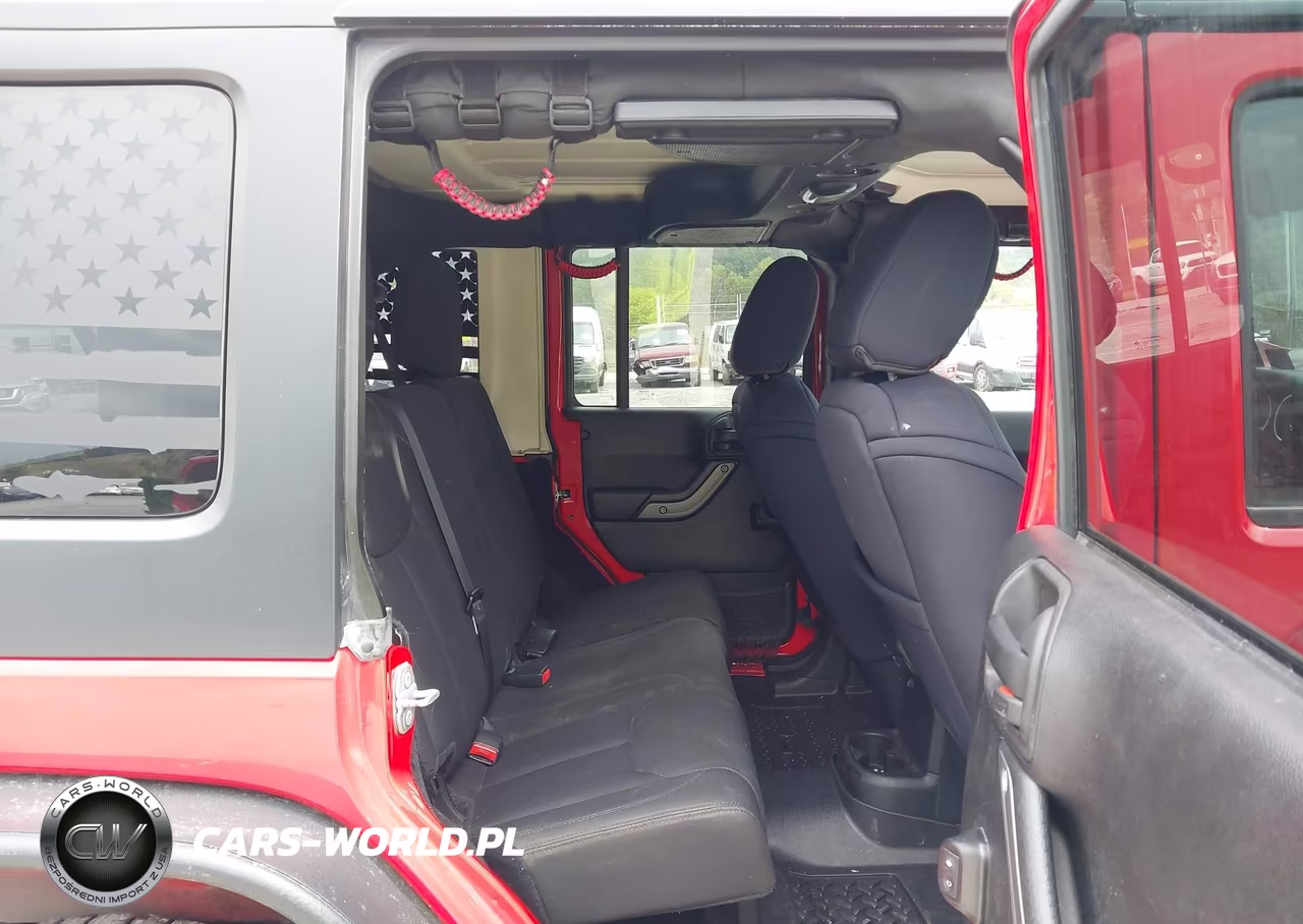 2016 Jeep Wrangler Unlimited Willys Wheeler VIN:1C4BJWDG3GL183094 - 8