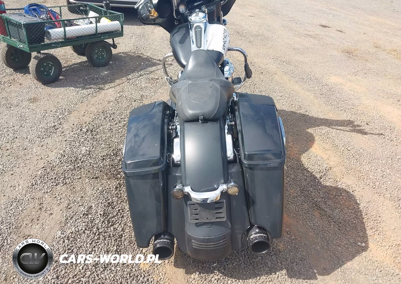 2013 Harley-Davidson Flhx Street Glide VIN:1HD1KBM11DB680495 - 6