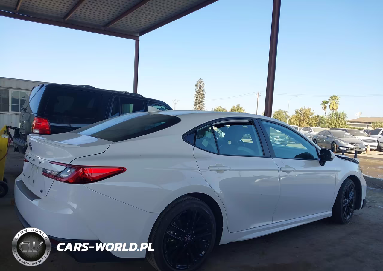 2025 Toyota Camry Se VIN:4T1DAACK8SU070967 - 13