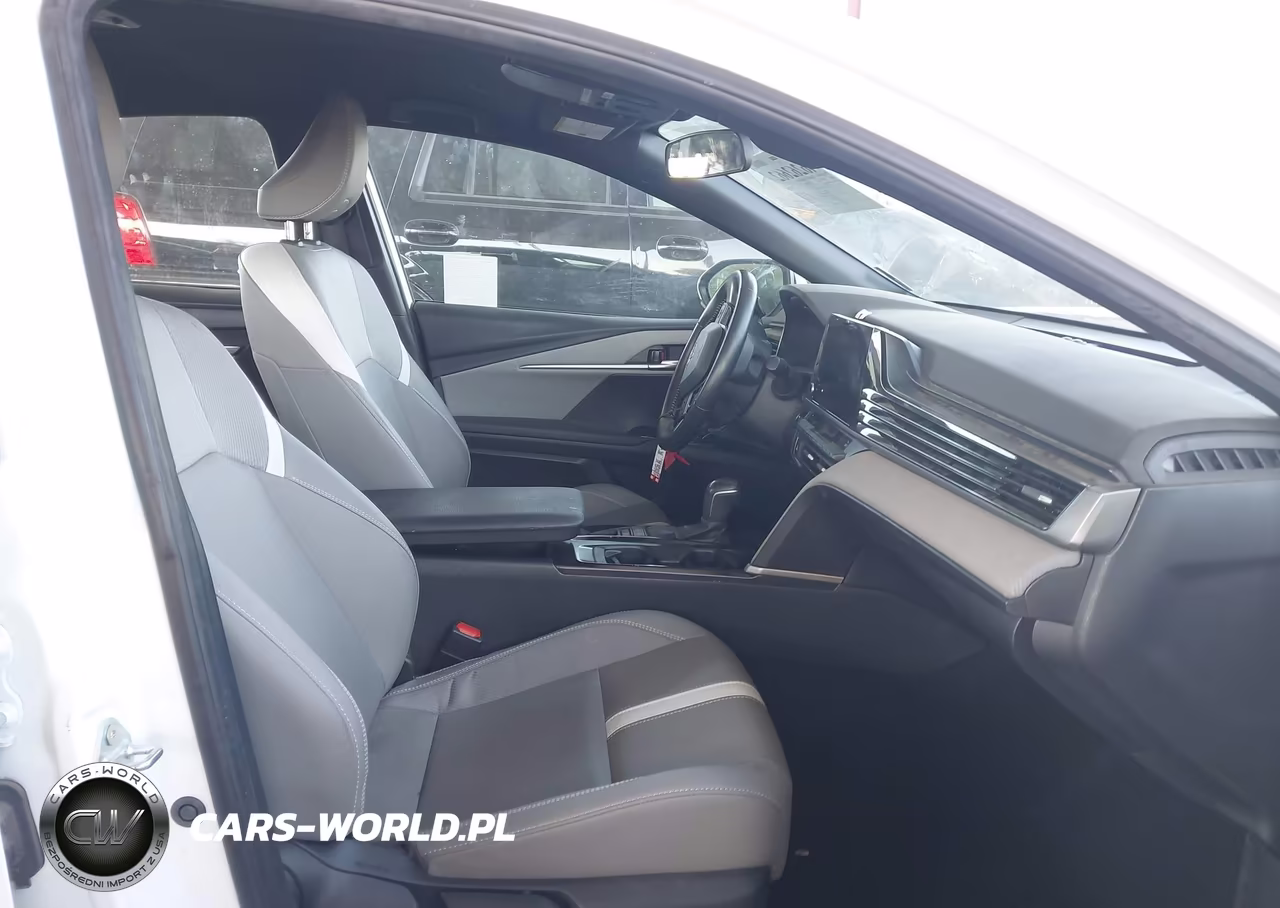 2025 Toyota Camry Se VIN:4T1DAACK8SU070967 - 5