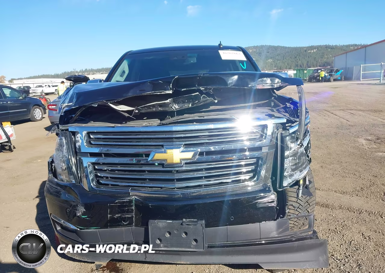 2015 Chevrolet Tahoe Ltz VIN:1GNSKCKC8FR140756 - 12