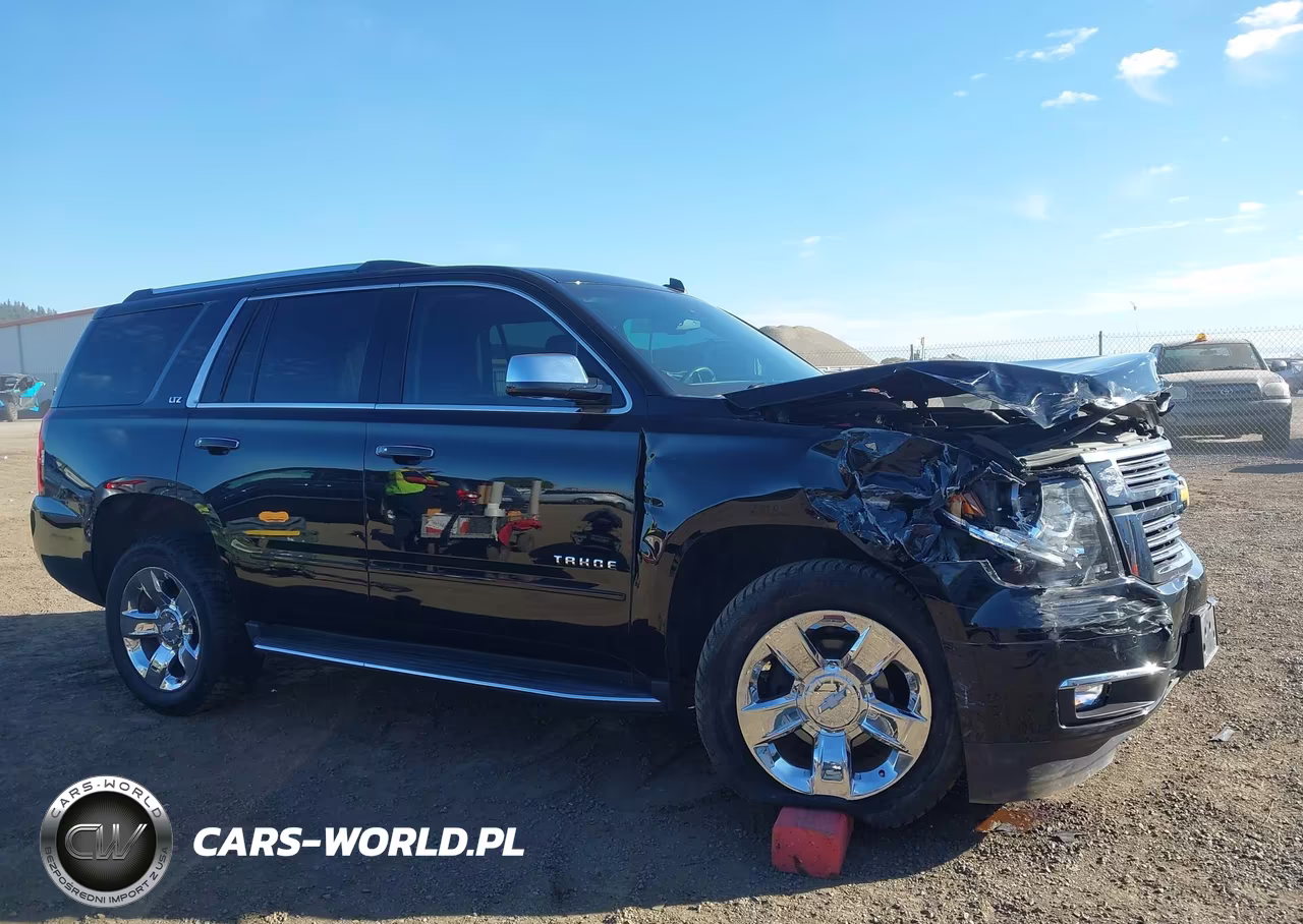 2015 Chevrolet Tahoe Ltz VIN:1GNSKCKC8FR140756 - 13