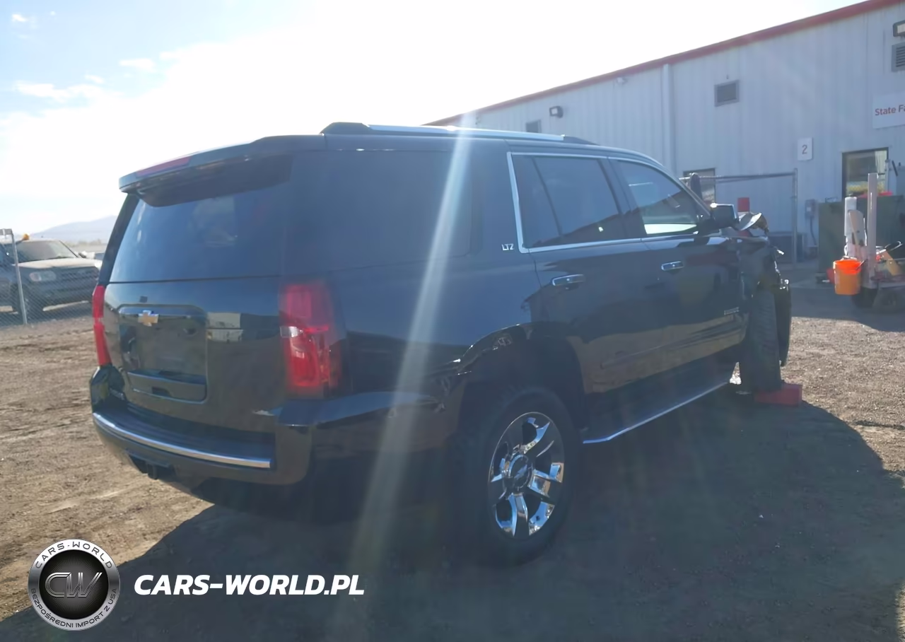 2015 Chevrolet Tahoe Ltz VIN:1GNSKCKC8FR140756 - 4