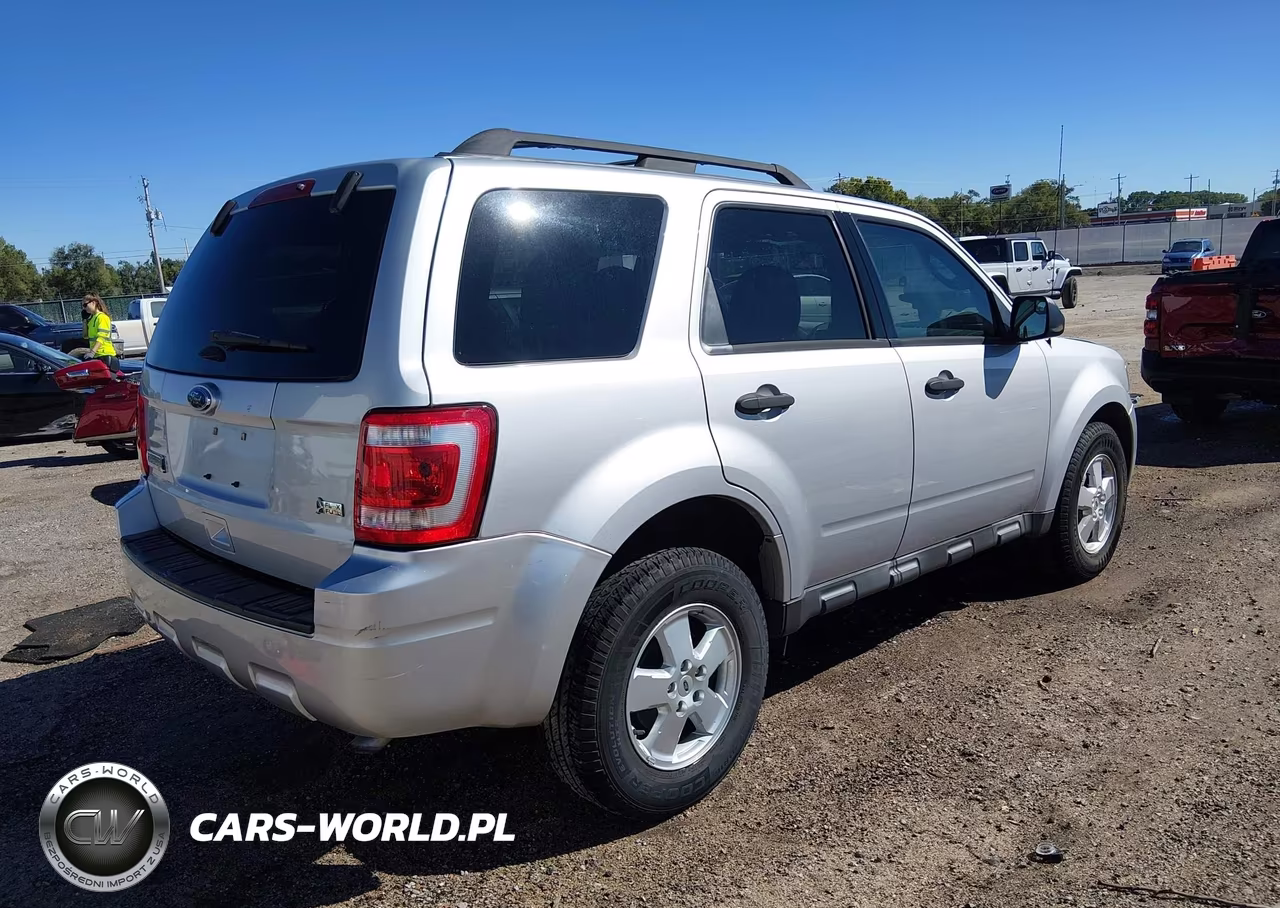 2012 Ford Escape Xlt VIN:1FMCU0DG1CKA49849 - 4