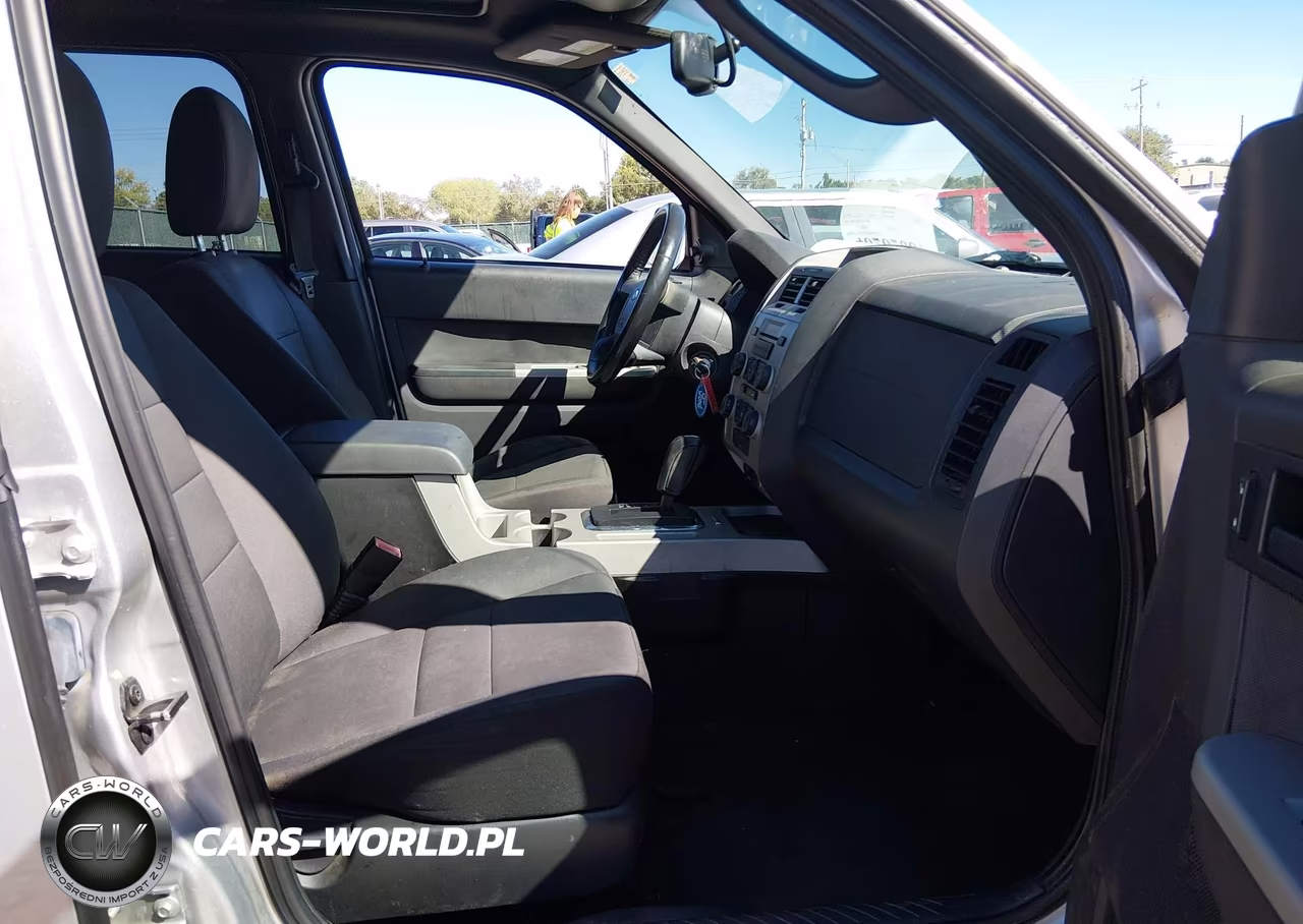 2012 Ford Escape Xlt VIN:1FMCU0DG1CKA49849 - 5