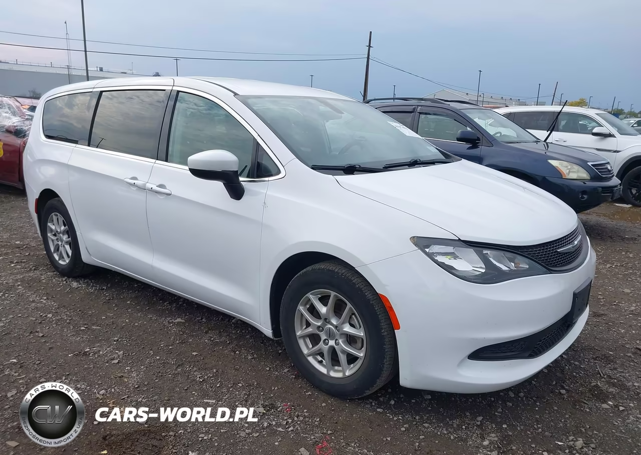 2022 Chrysler Voyager Lx – zdjęcie 1 z 20
