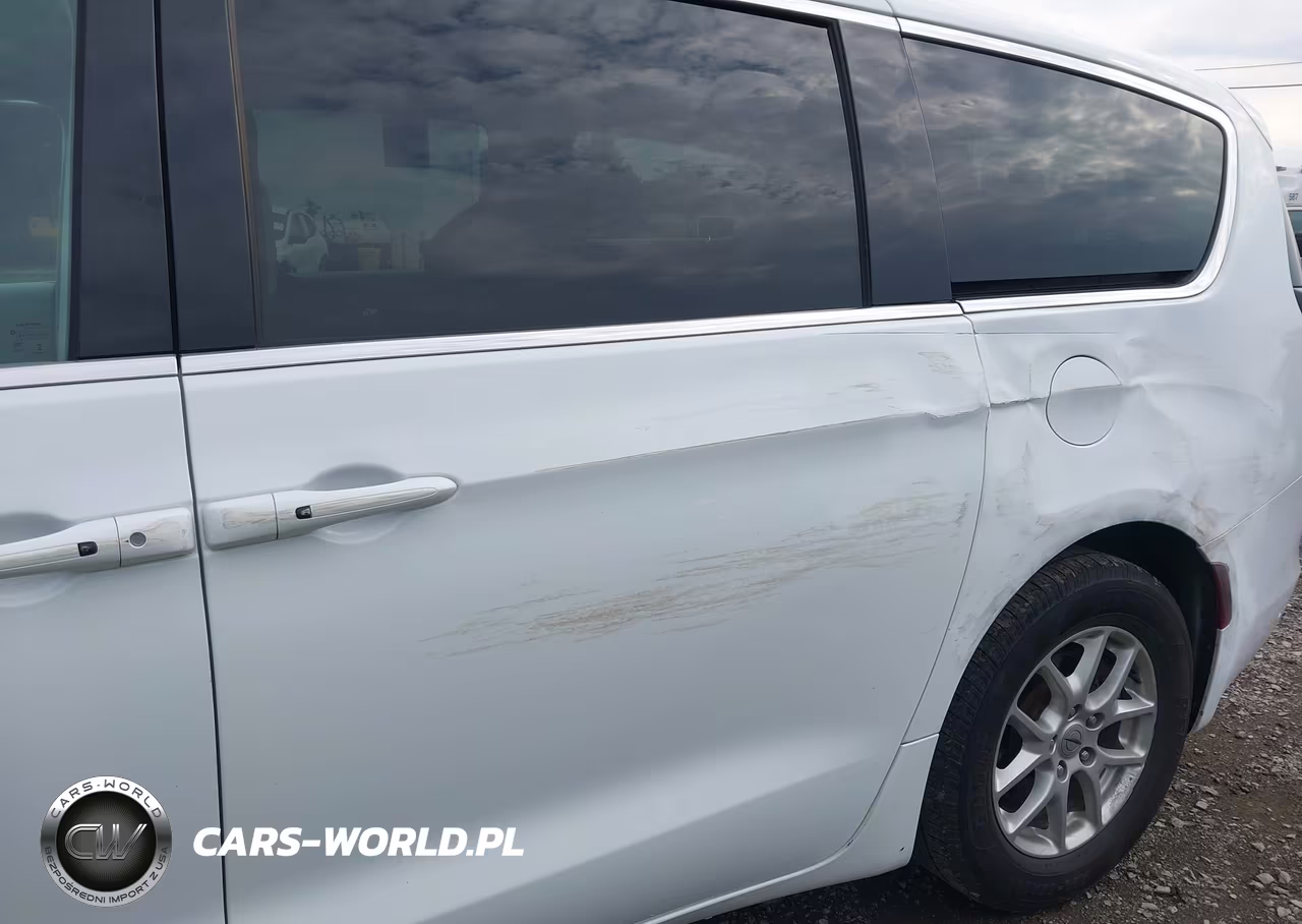 2022 Chrysler Voyager Lx VIN:2C4RC1CG8NR159522 - 18