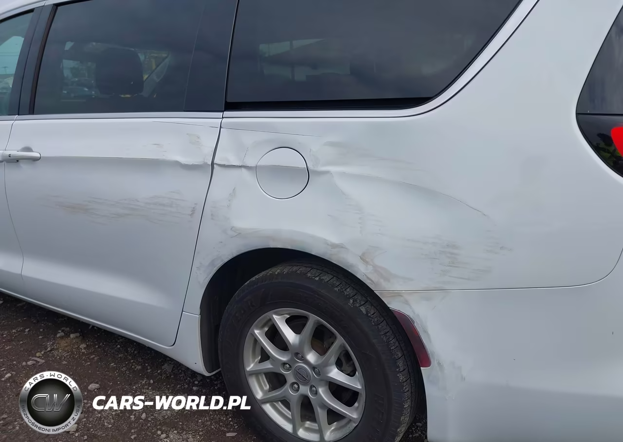 2022 Chrysler Voyager Lx VIN:2C4RC1CG8NR159522 - 19