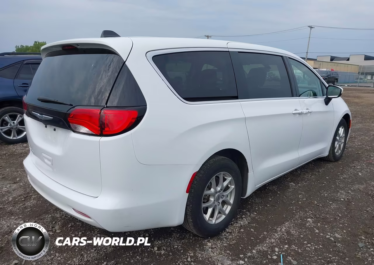 2022 Chrysler Voyager Lx VIN:2C4RC1CG8NR159522 - 4