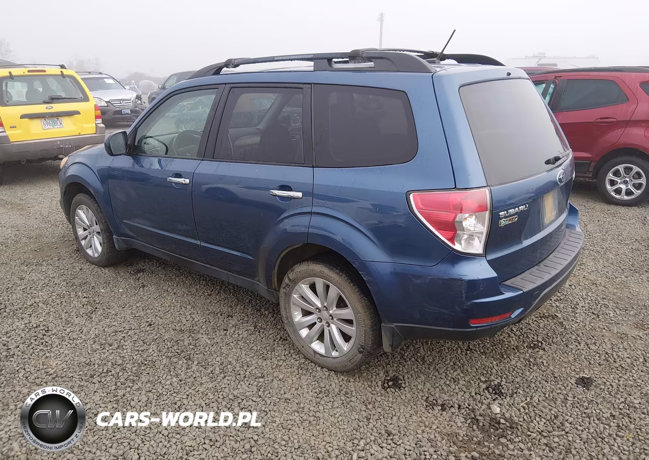 2012 Subaru Forester 2.5X Premium VIN:JF2SHADC0CH448757 - 3