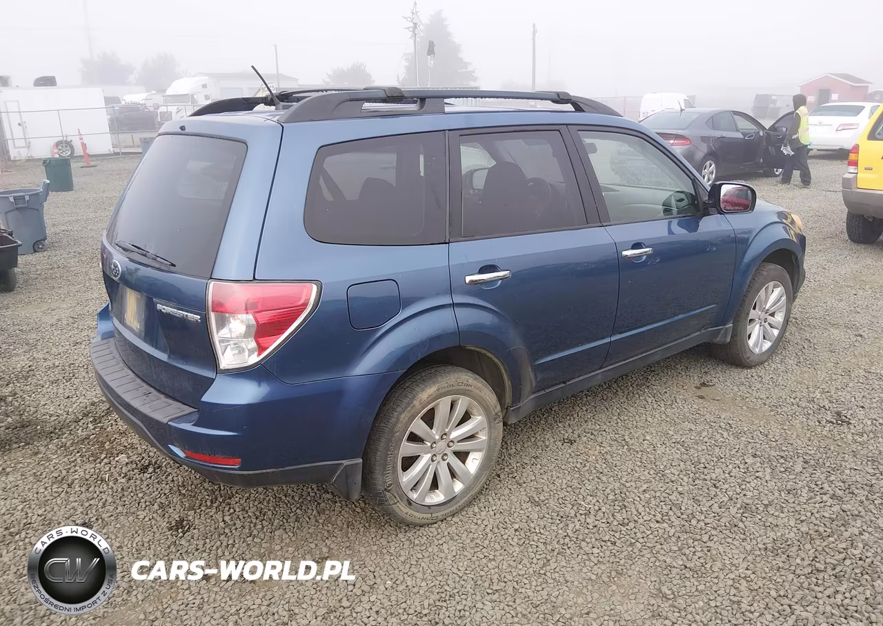 2012 Subaru Forester 2.5X Premium VIN:JF2SHADC0CH448757 - 4