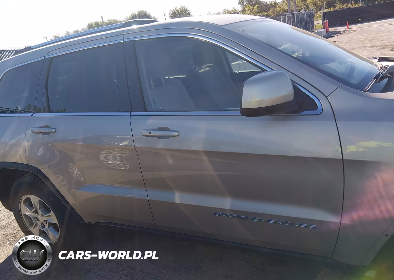 2014 Jeep Grand Cherokee Laredo VIN:1C4RJFAG0EC177785 - 13