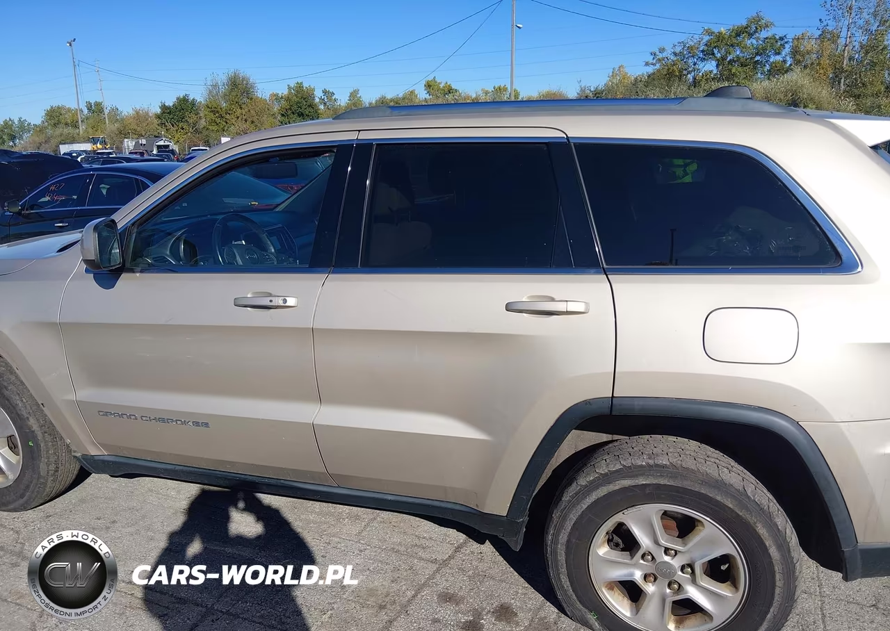 2014 Jeep Grand Cherokee Laredo VIN:1C4RJFAG0EC177785 - 14