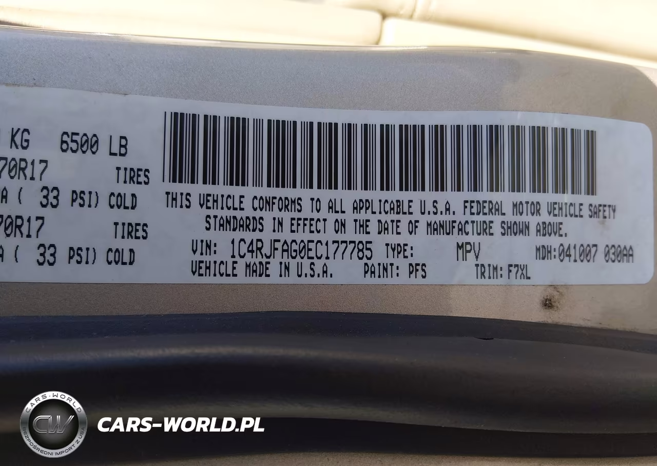 2014 Jeep Grand Cherokee Laredo VIN:1C4RJFAG0EC177785 - 9