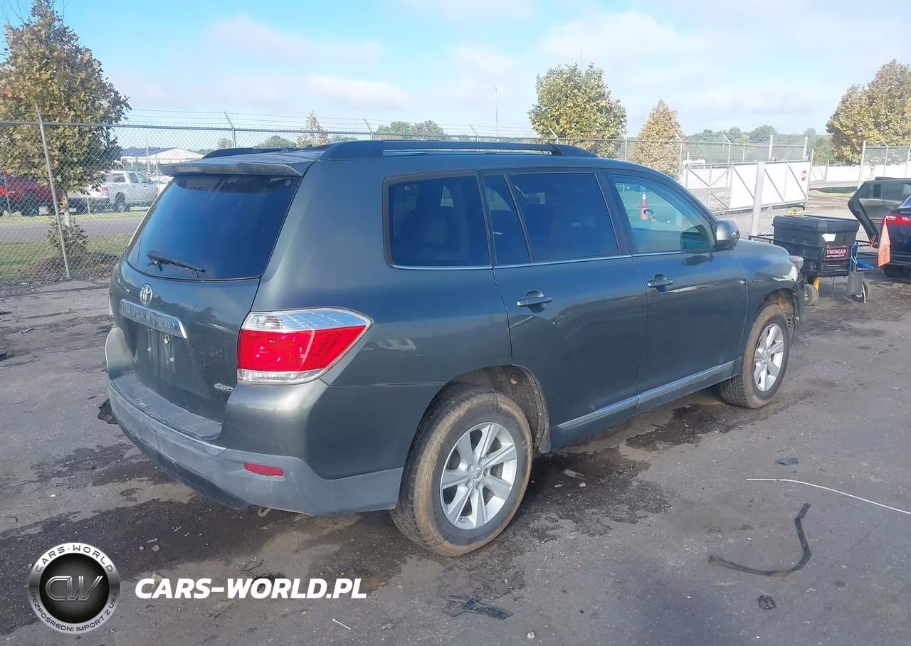 2012 Toyota Highlander Se V6 VIN:5TDBK3EH0CS173716 - 4