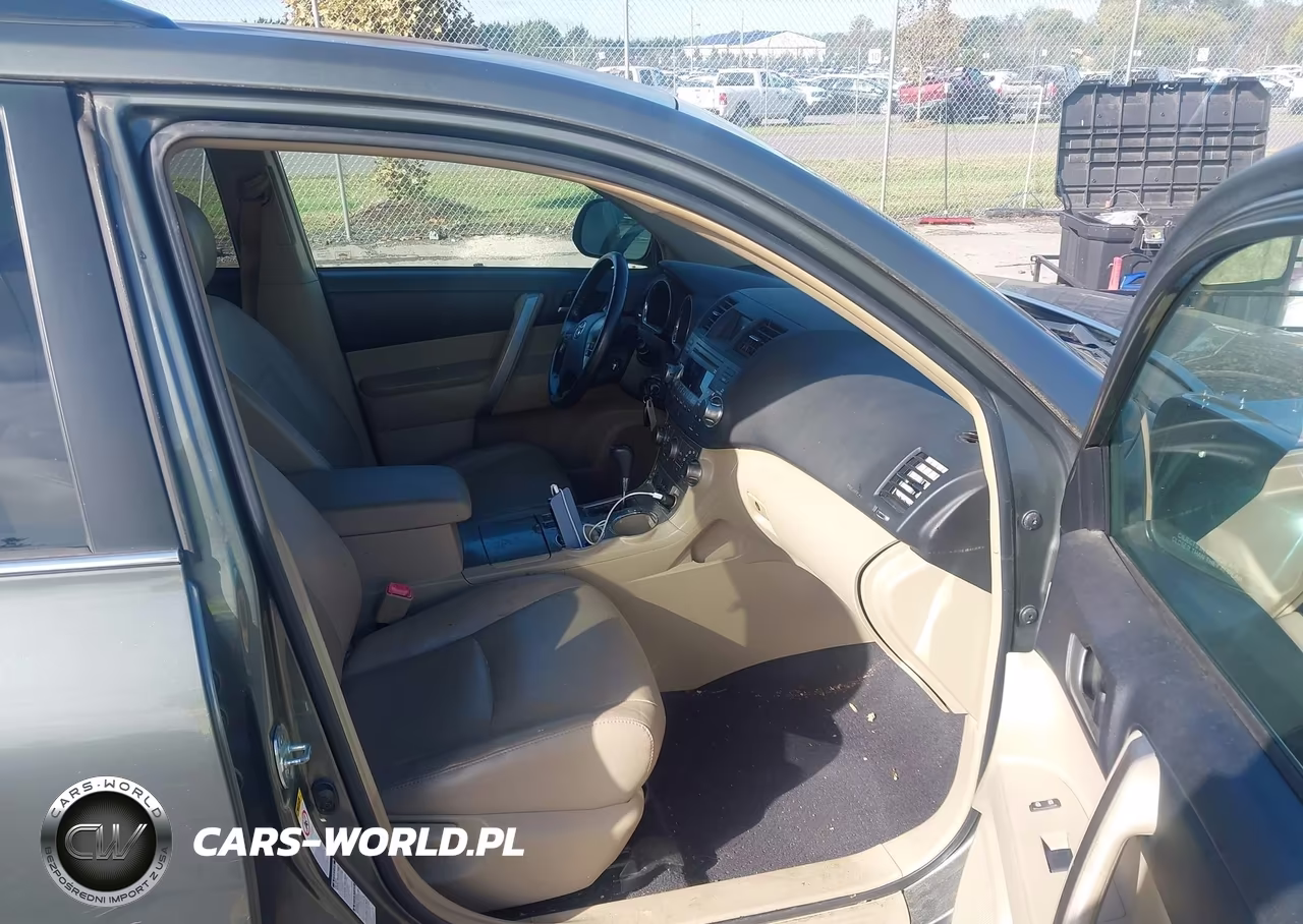 2012 Toyota Highlander Se V6 VIN:5TDBK3EH0CS173716 - 5