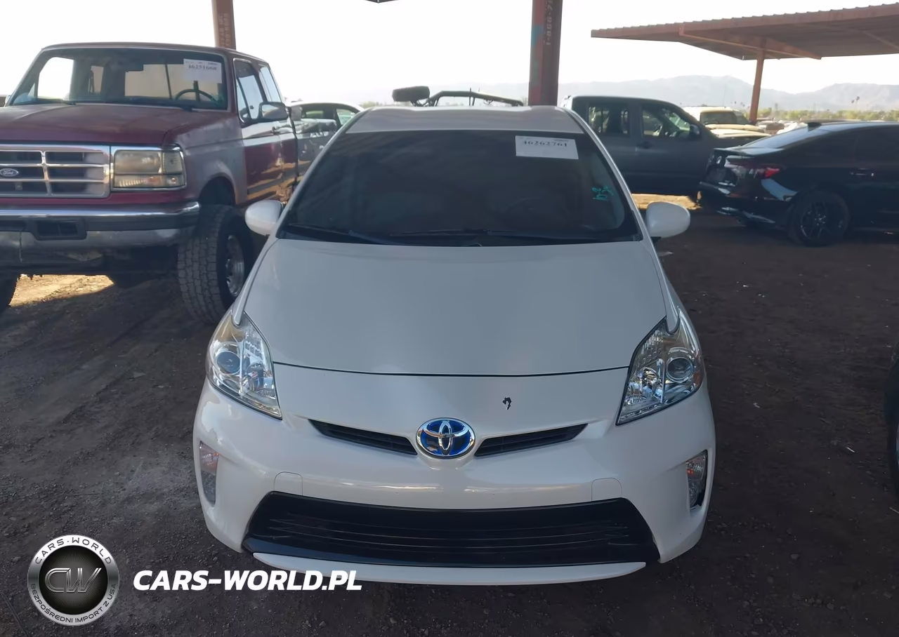 2013 Toyota Prius Two VIN:JTDKN3DU5D5678213 - 12