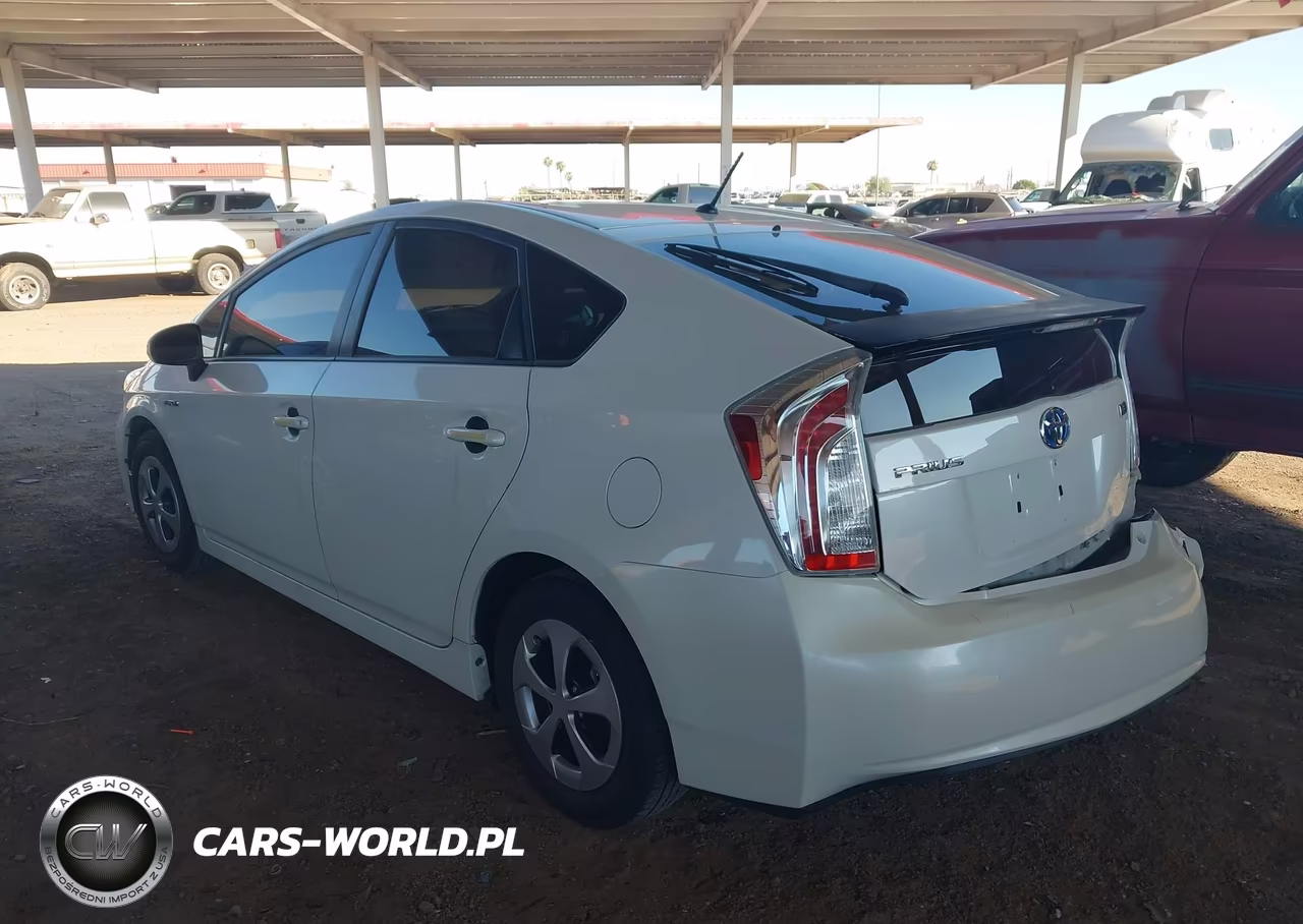 2013 Toyota Prius Two VIN:JTDKN3DU5D5678213 - 3