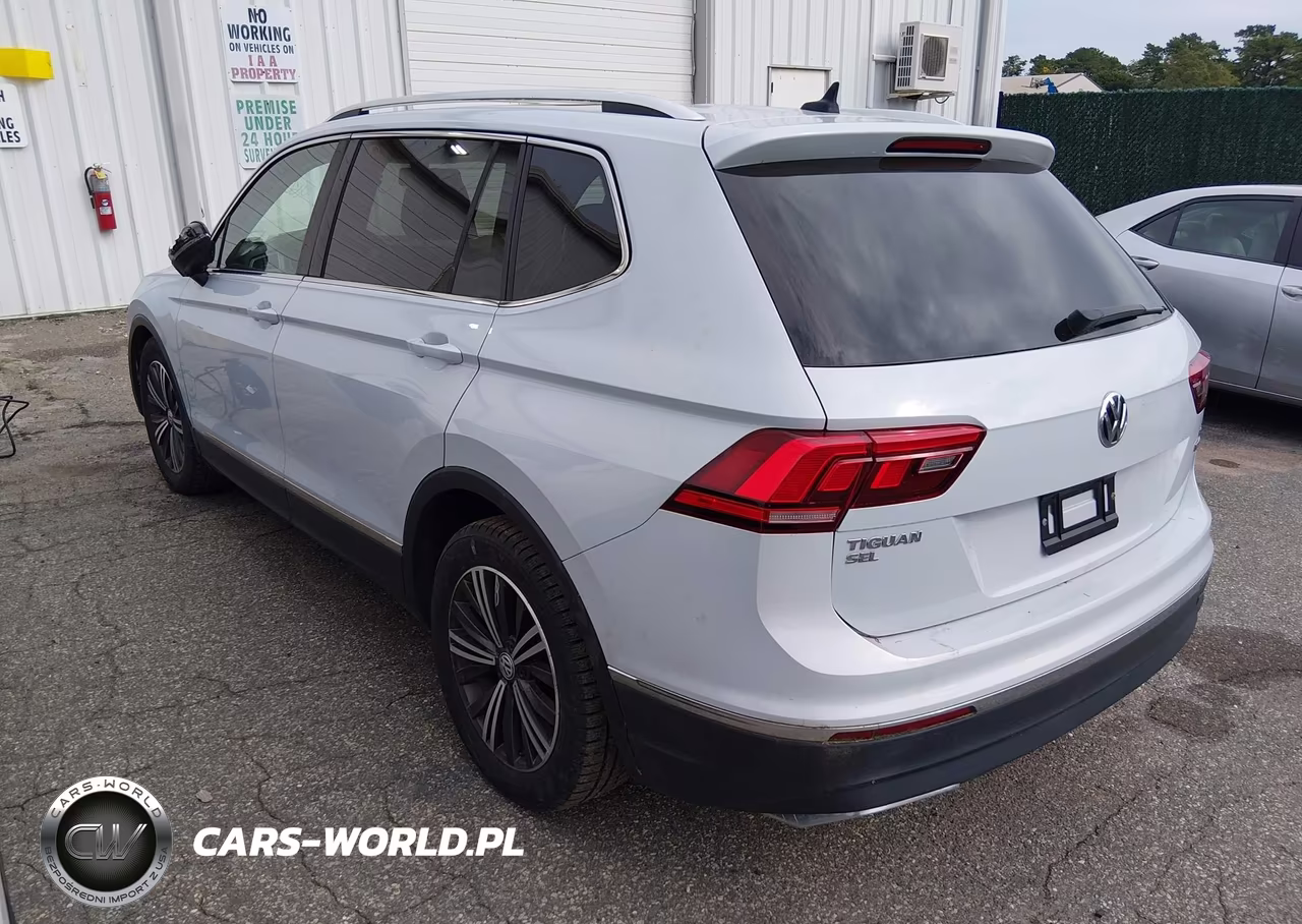 2018 Volkswagen Tiguan Se VIN:3VV2B7AX7JM196350 - 3