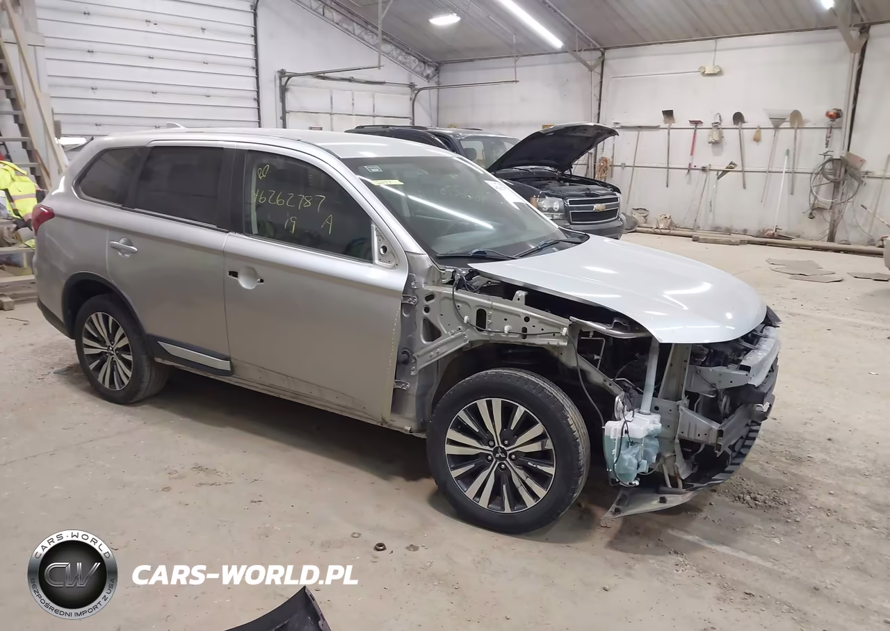 2019 Mitsubishi Outlander Es