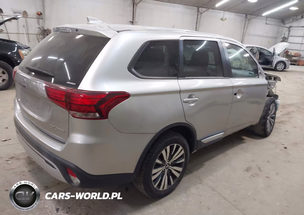 2019 Mitsubishi Outlander Es VIN:JA4AZ3A38KZ014077 - 4