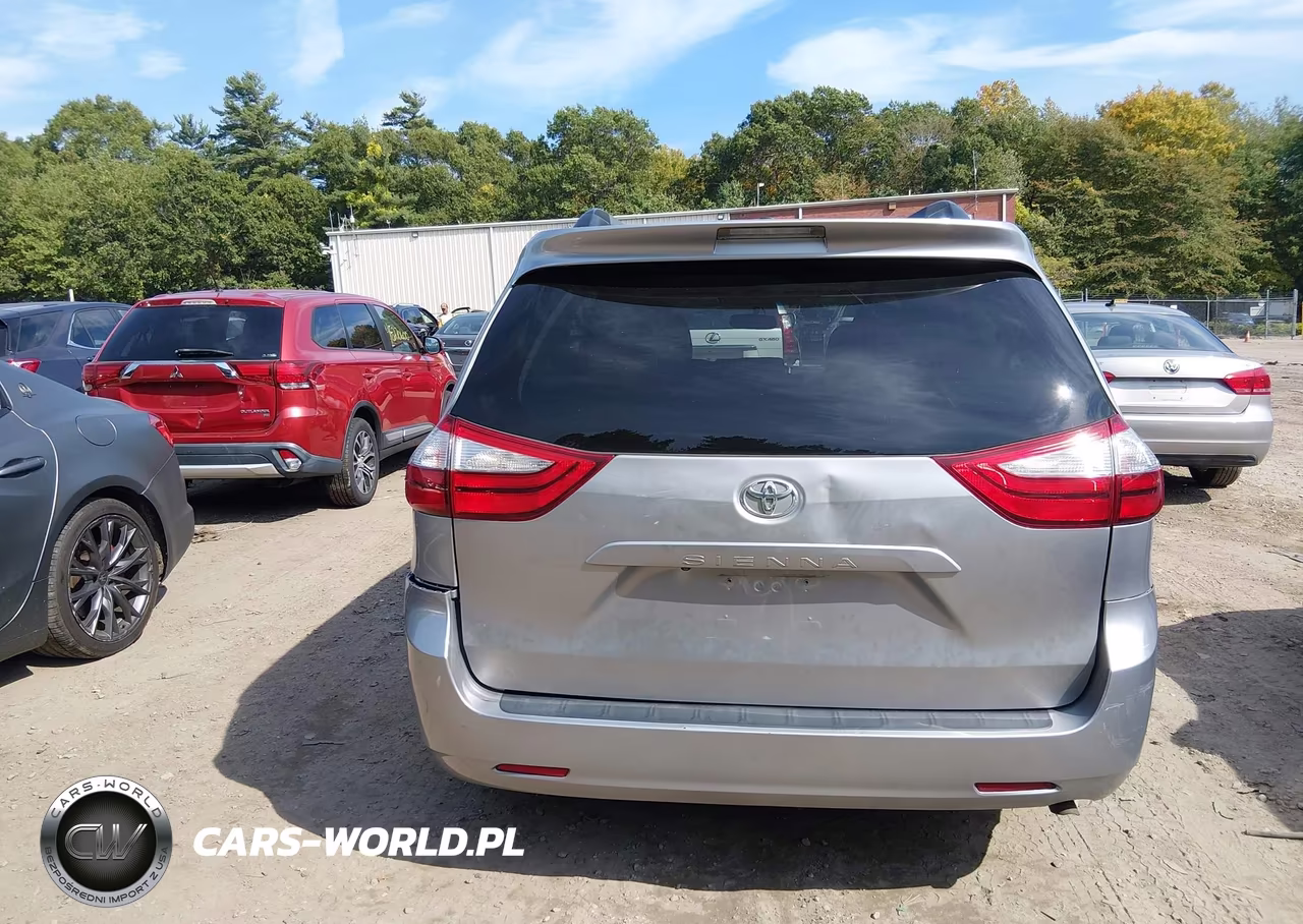 2015 Toyota Sienna Le 8 Passenger VIN:5TDKK3DC0FS540544 - 16
