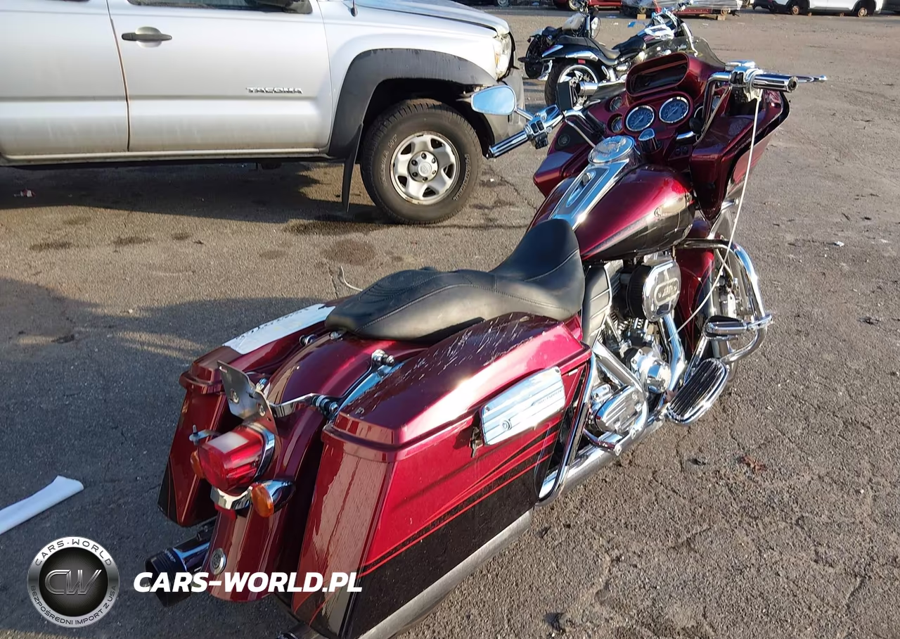 2011 Harley-Davidson Fltruse VIN:1HD1TA811BB954891 - 4