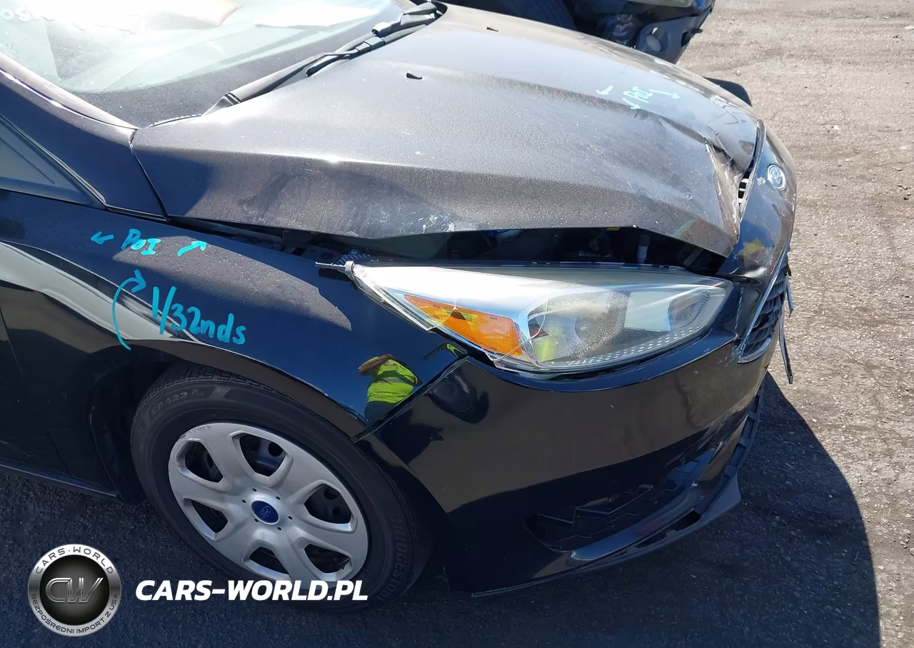 2016 Ford Focus S VIN:1FADP3E25GL225585 - 12