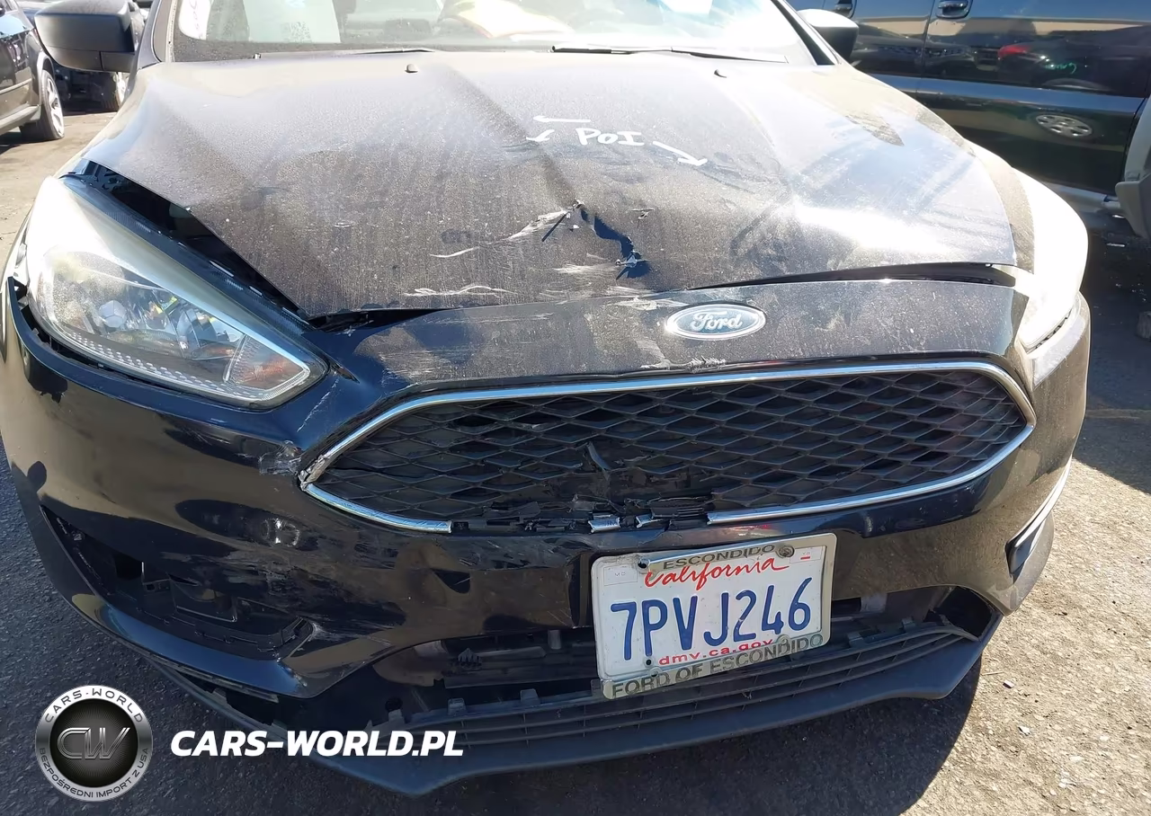 2016 Ford Focus S VIN:1FADP3E25GL225585 - 6