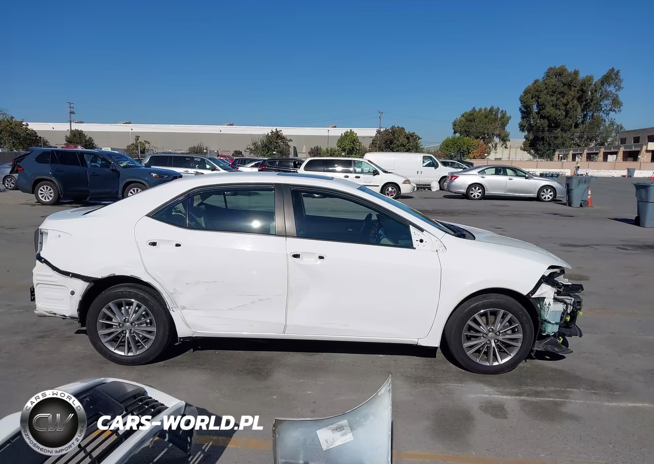 2014 Toyota Corolla Le Plus VIN:5YFBURHE8EP014307 - 14