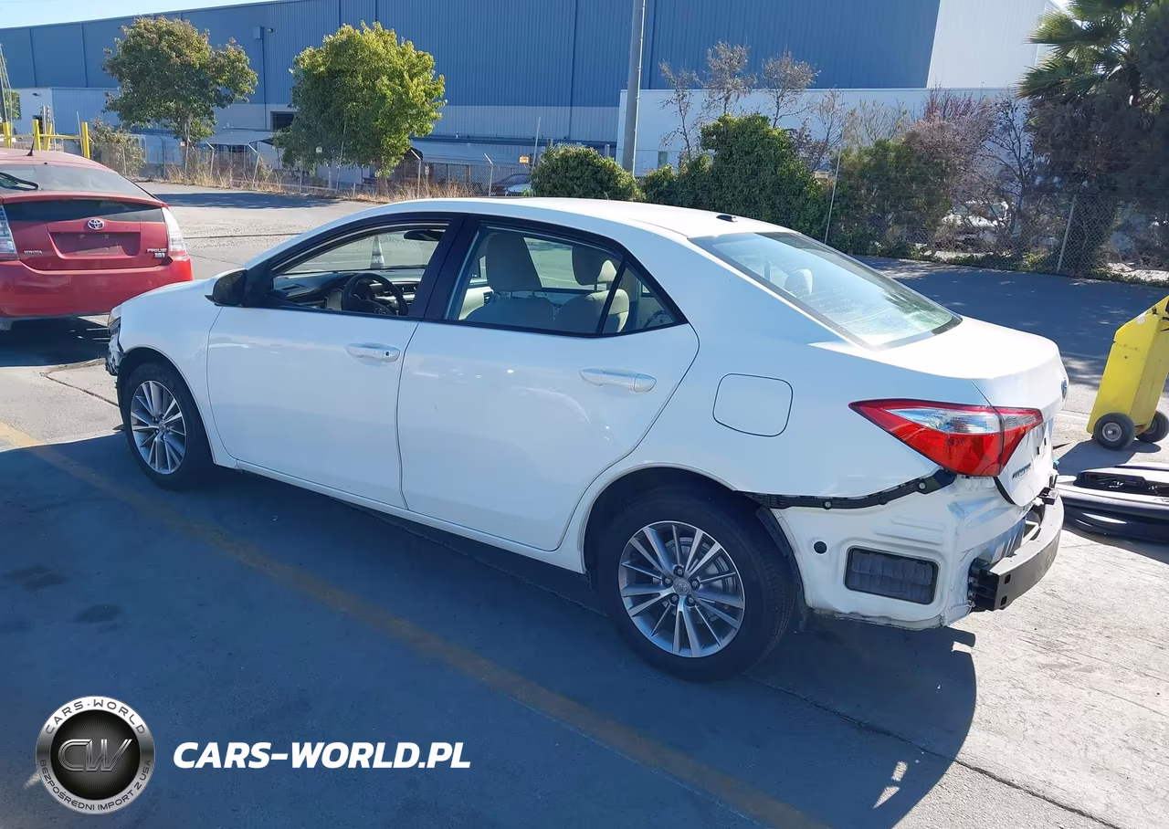 2014 Toyota Corolla Le Plus VIN:5YFBURHE8EP014307 - 3