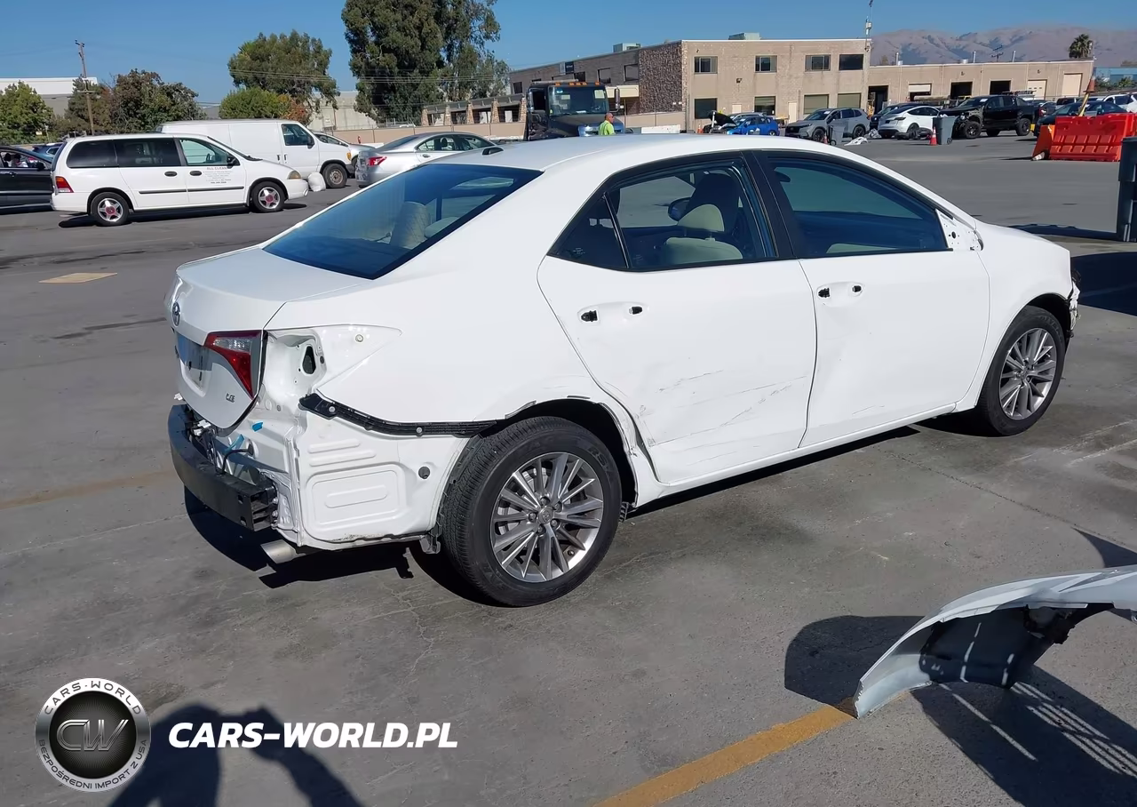2014 Toyota Corolla Le Plus VIN:5YFBURHE8EP014307 - 4