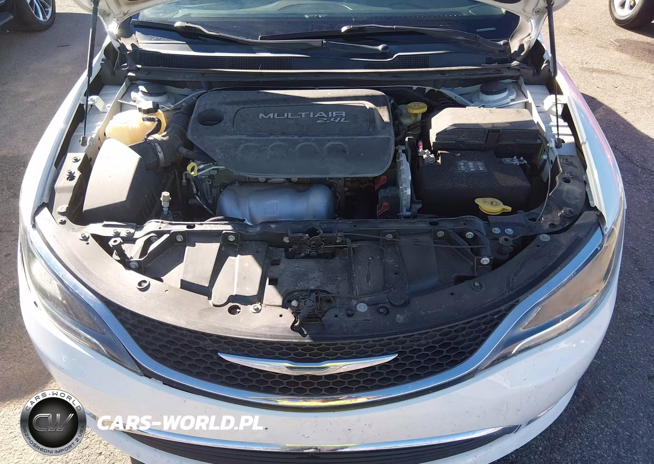 2015 Chrysler 200 Limited VIN:1C3CCCAB7FN750405 - 10