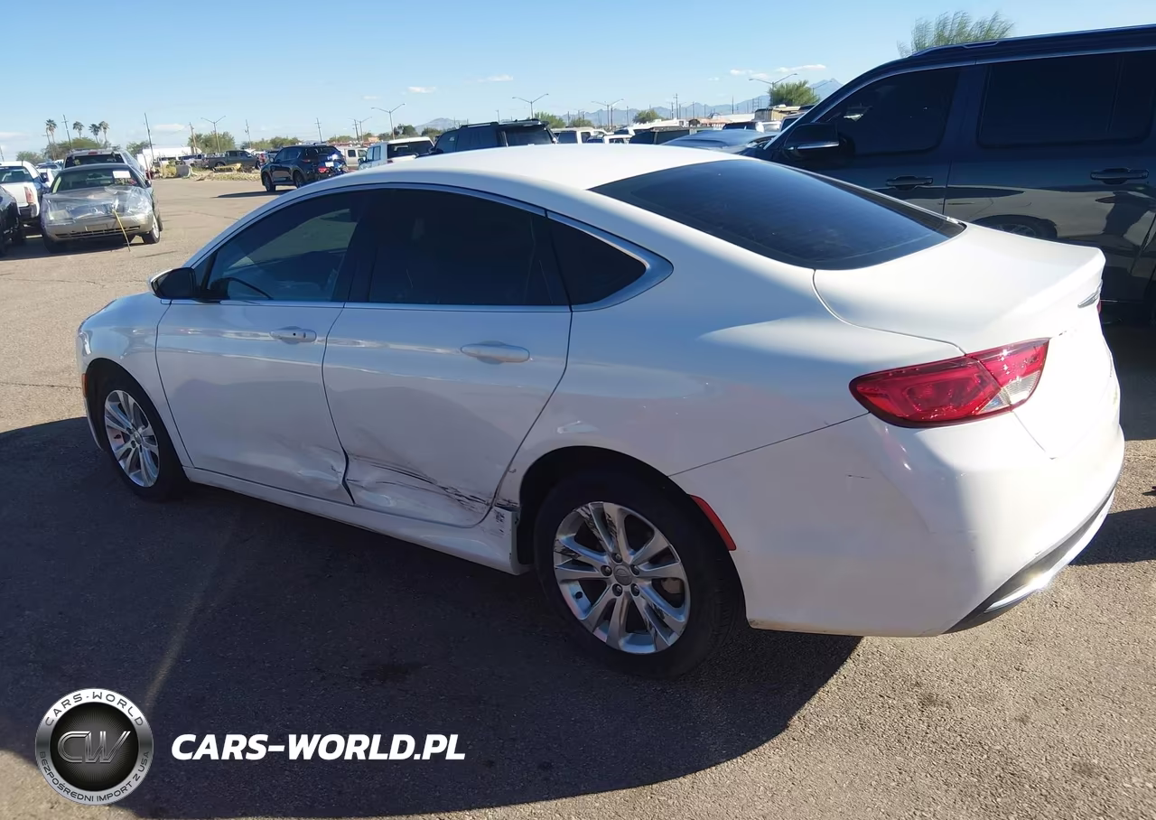 2015 Chrysler 200 Limited VIN:1C3CCCAB7FN750405 - 3