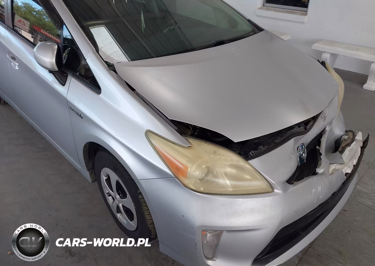 2012 Toyota Prius Two VIN:JTDKN3DU8C5478618 - 6