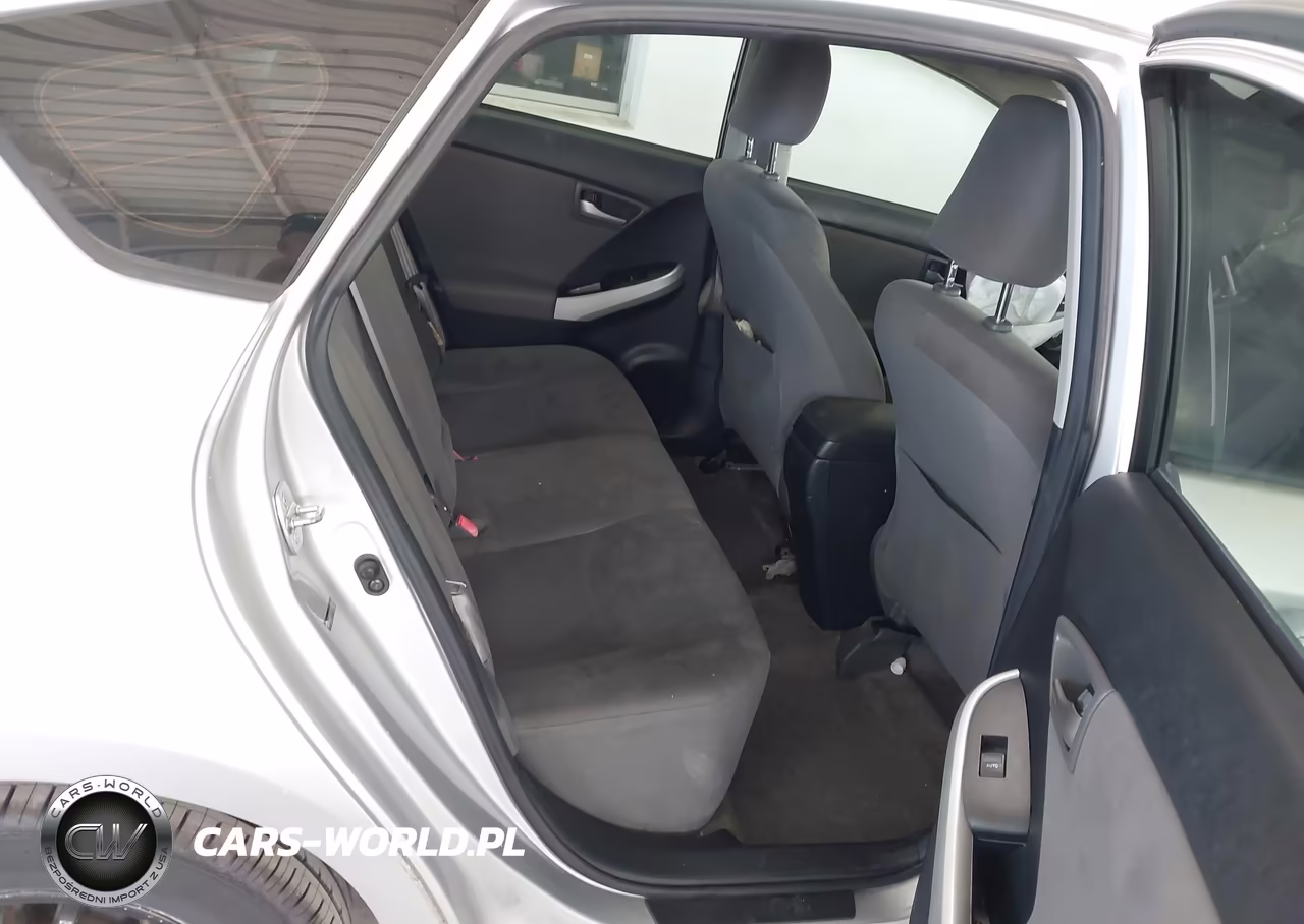 2012 Toyota Prius Two VIN:JTDKN3DU8C5478618 - 8