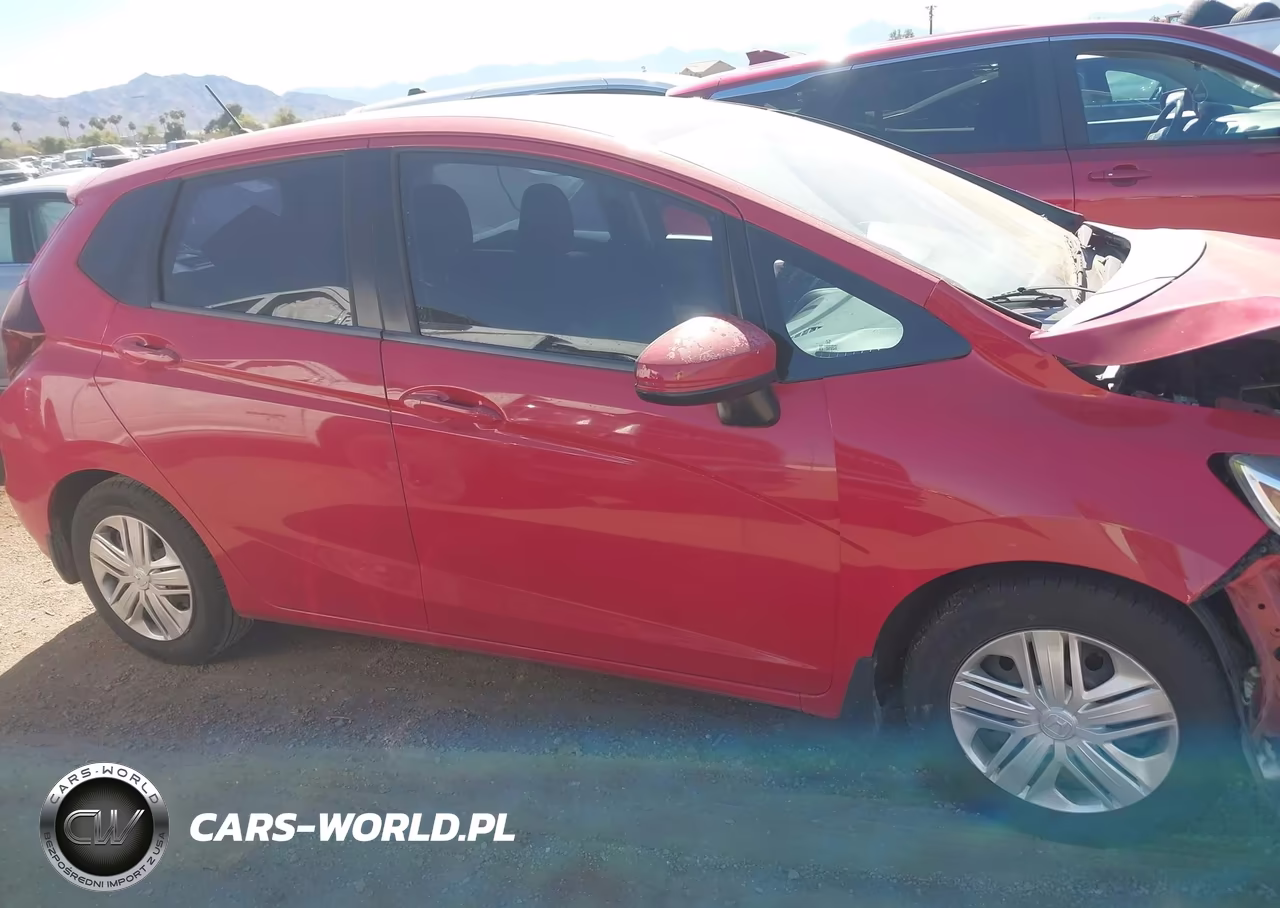 2019 Honda Fit Lx VIN:3HGGK5H49KM726910 - 14
