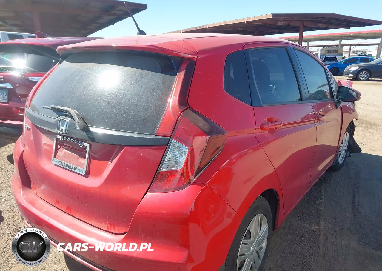 2019 Honda Fit Lx VIN:3HGGK5H49KM726910 - 4