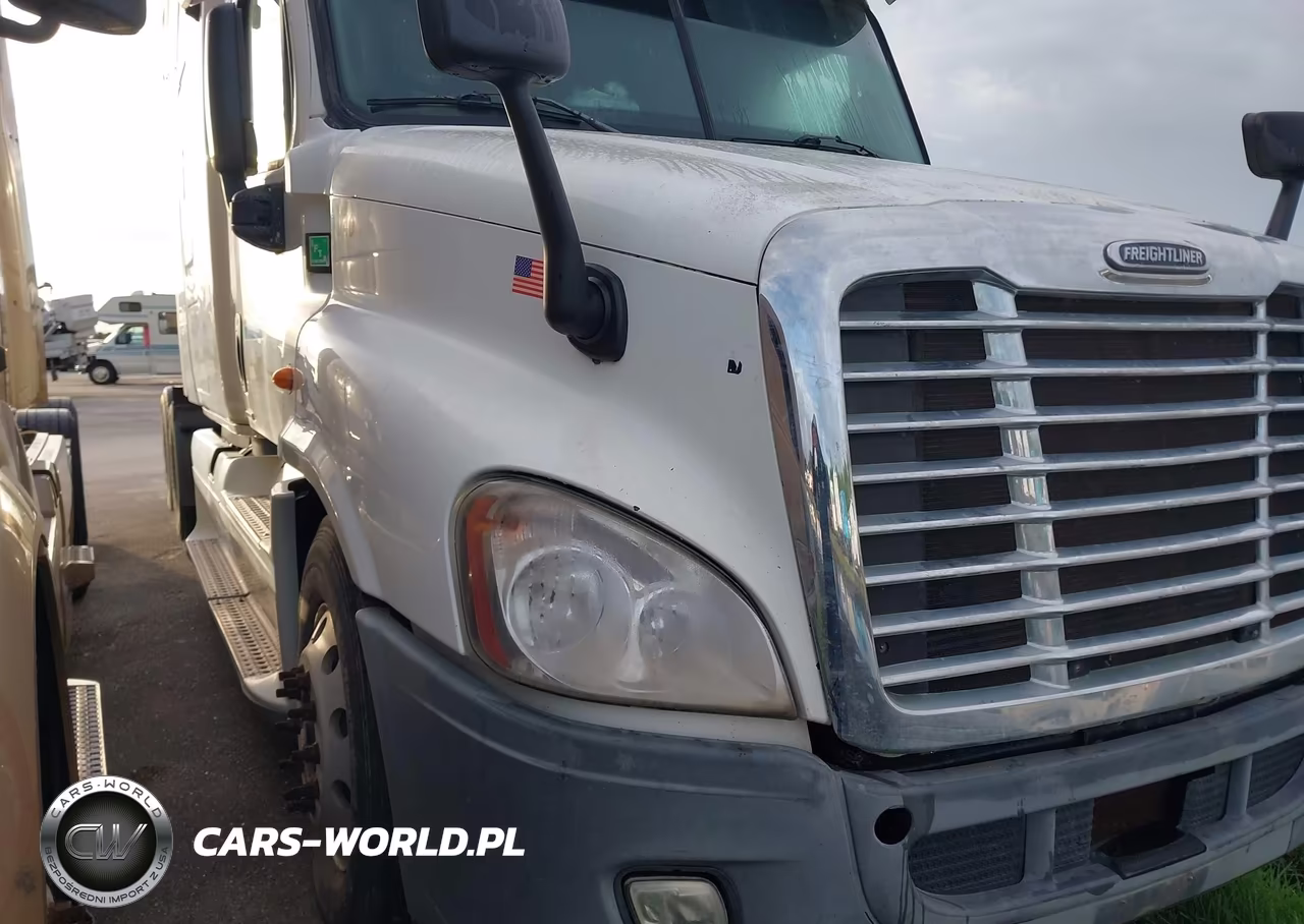 2012 Freightliner Cascadia 125