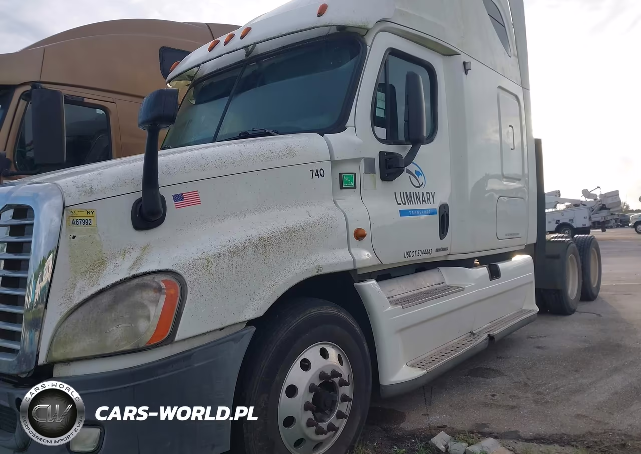 2012 Freightliner Cascadia 125 VIN:1FUJGLBG2CSBM2060 - 2