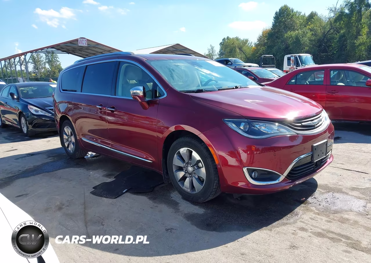 2018 Chrysler Pacifica Hybrid Limited