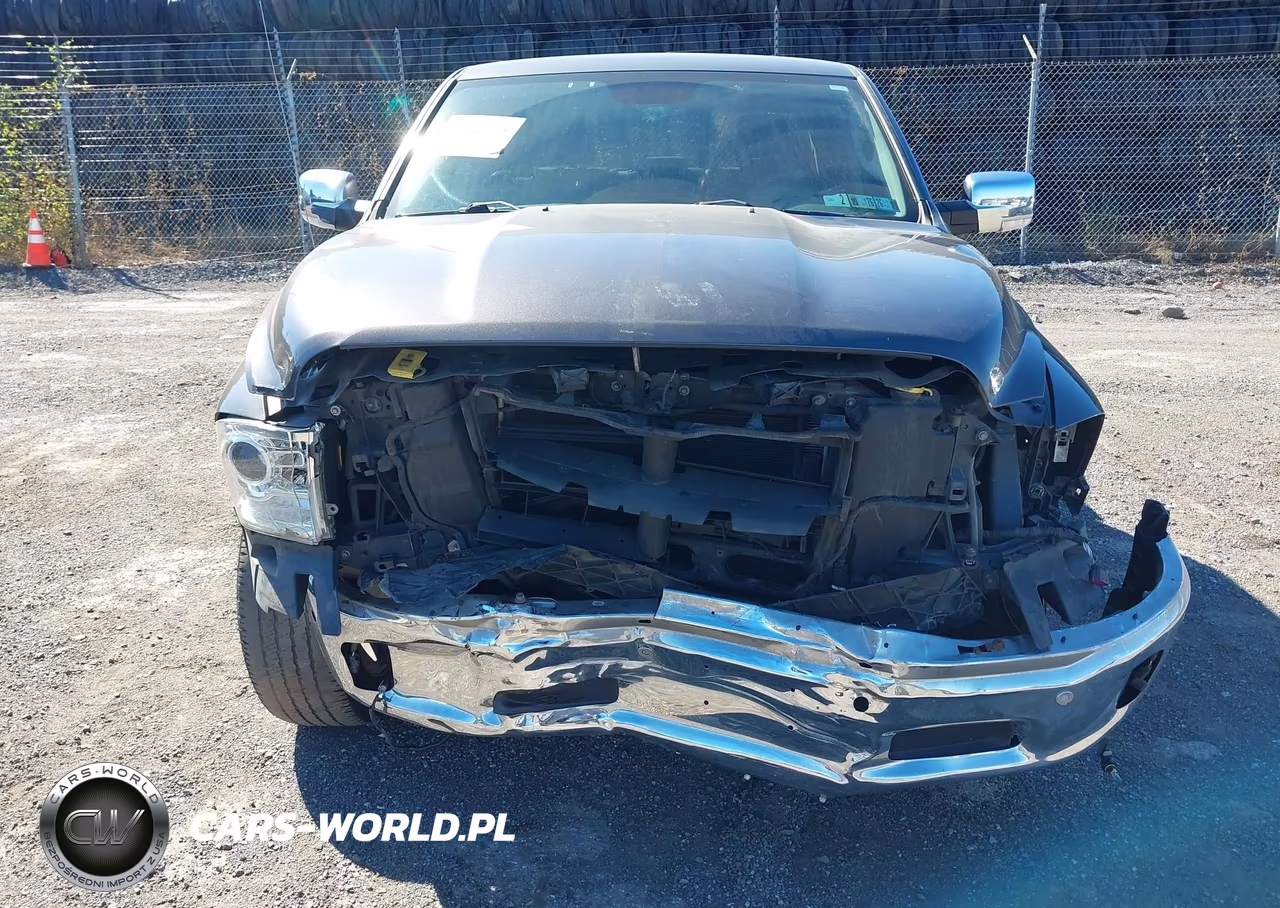 2015 Ram 1500 Laramie VIN:1C6RR7NTXFS505248 - 11