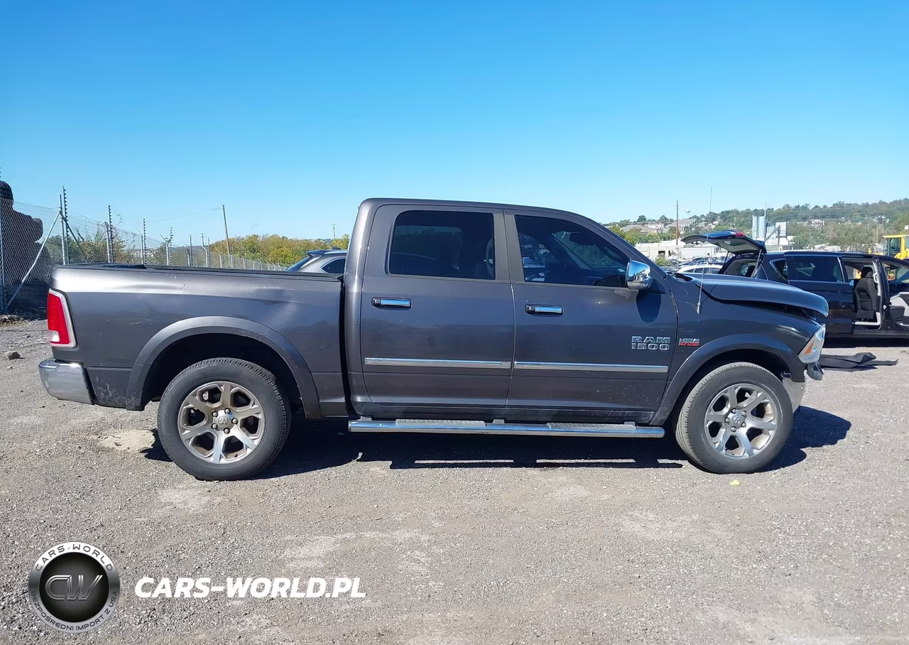 2015 Ram 1500 Laramie VIN:1C6RR7NTXFS505248 - 12