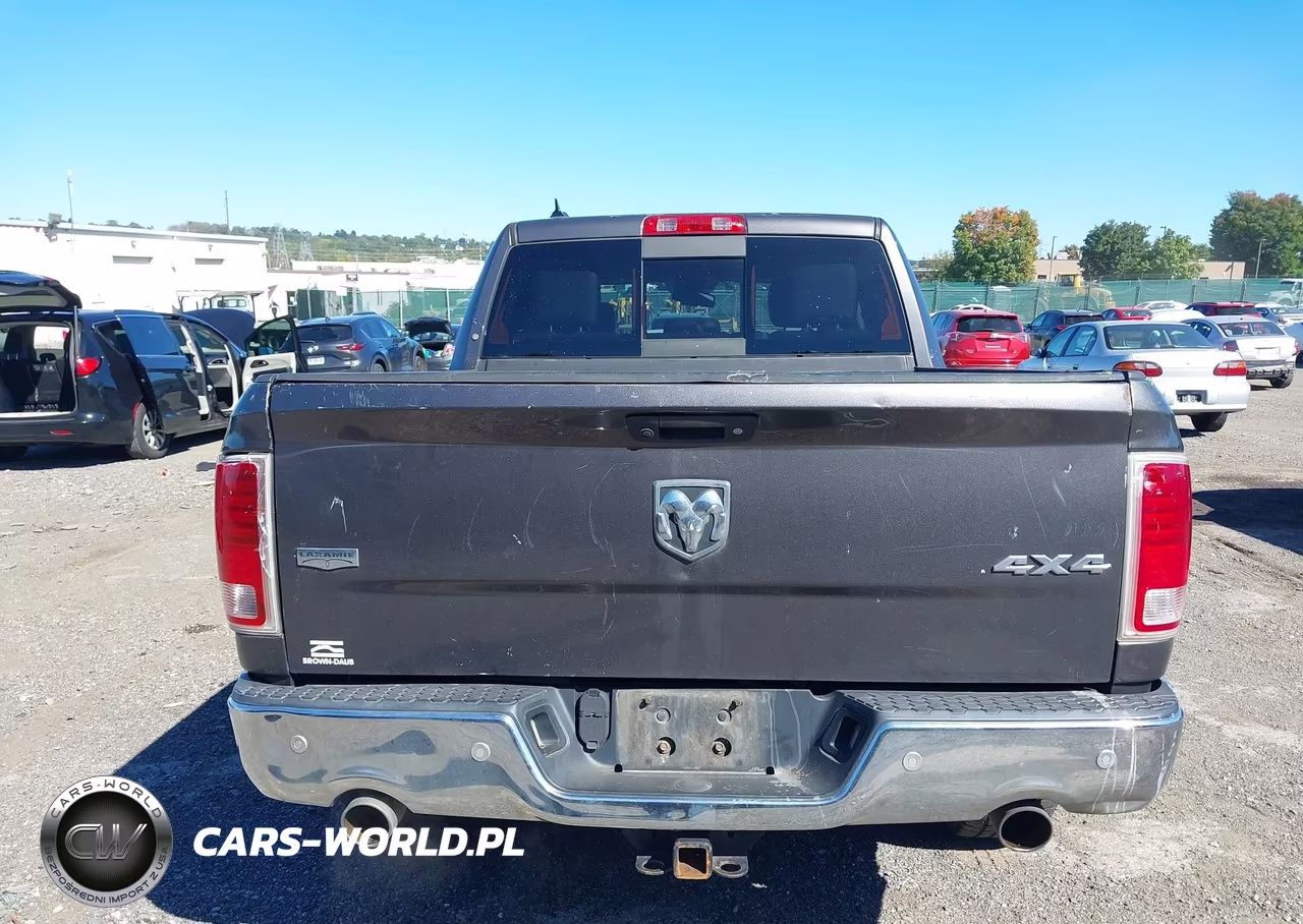 2015 Ram 1500 Laramie VIN:1C6RR7NTXFS505248 - 15