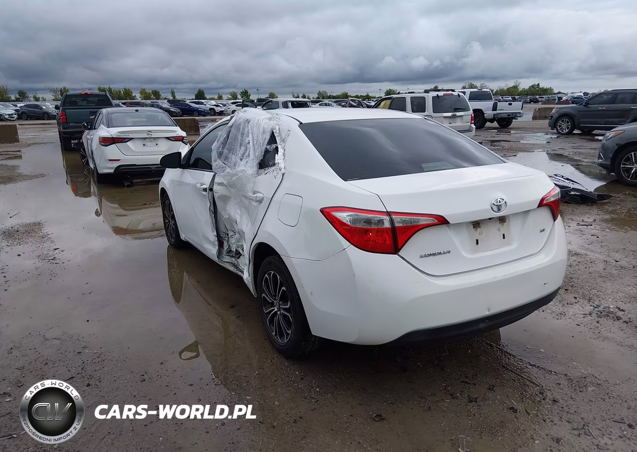 2014 Toyota Corolla Le VIN:5YFBURHE5EP114767 - 3
