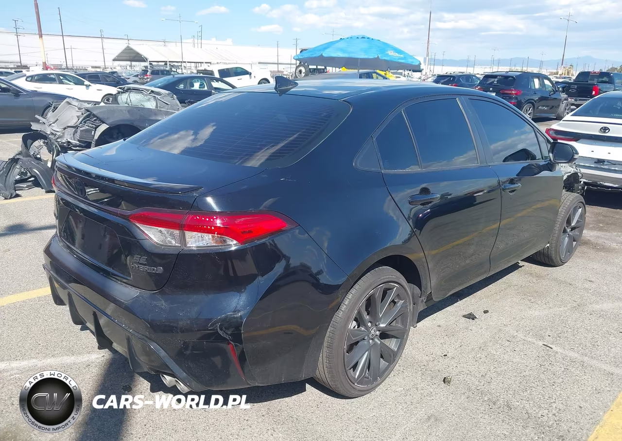 2024 Toyota Corolla Hybrid Se VIN:JTDBCMFE3R3058898 - 4