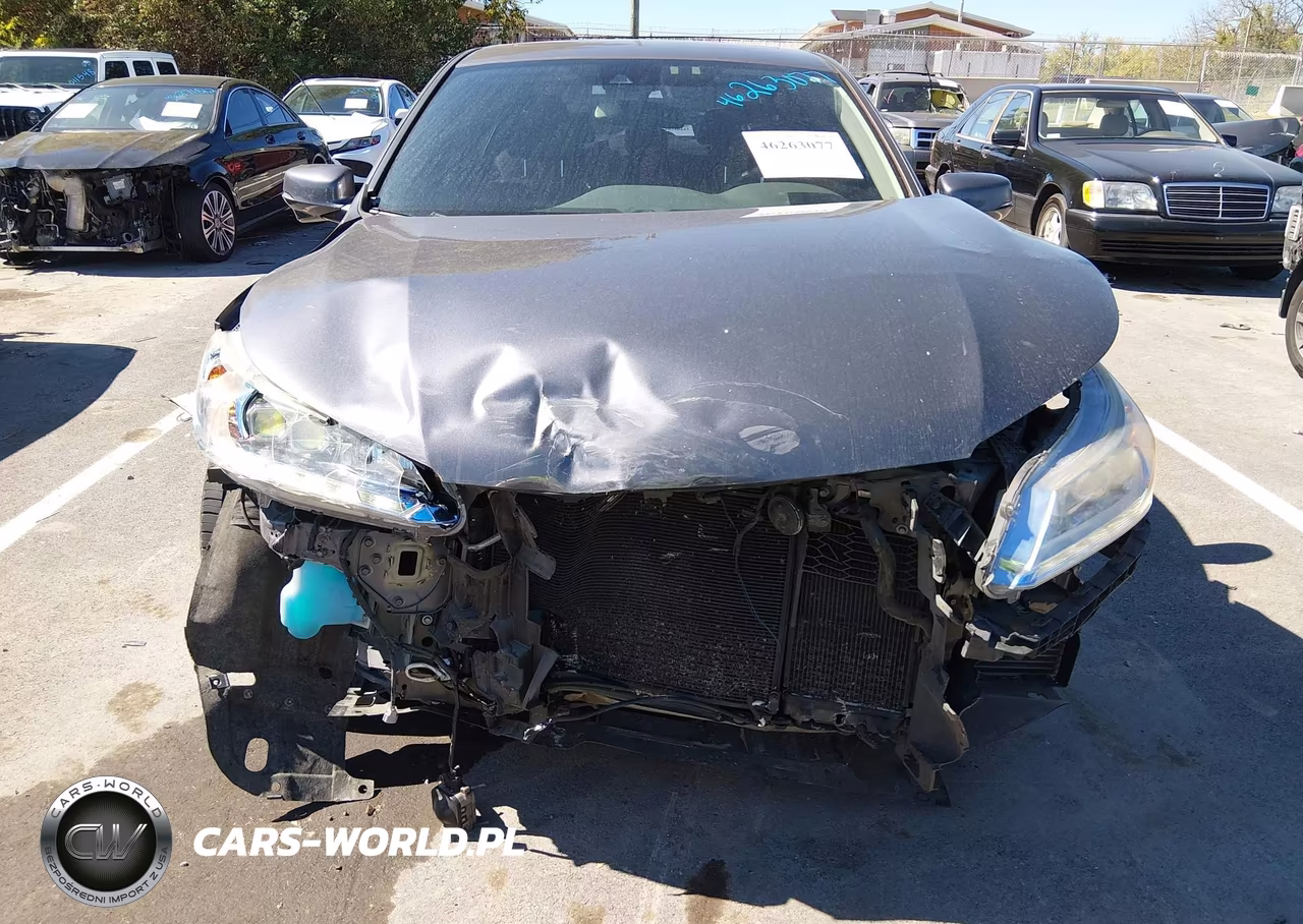 2015 Honda Accord Hybrid Touring VIN:1HGCR6F76FA013463 - 6